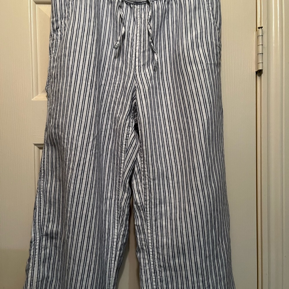 LLBean 100% linen pants. Size 10